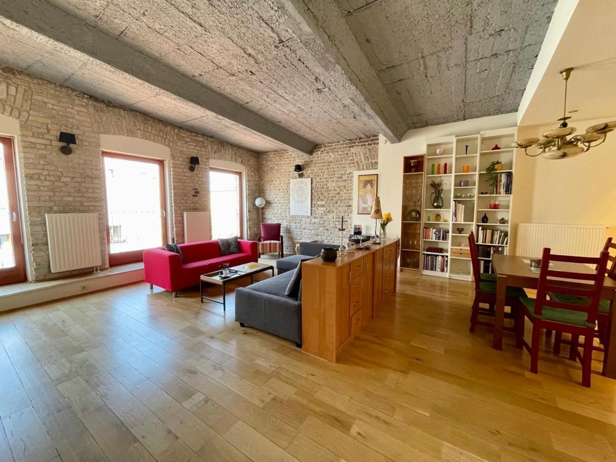 Penthouse W Private Rooftop And Free Parking Budapest Extérieur photo