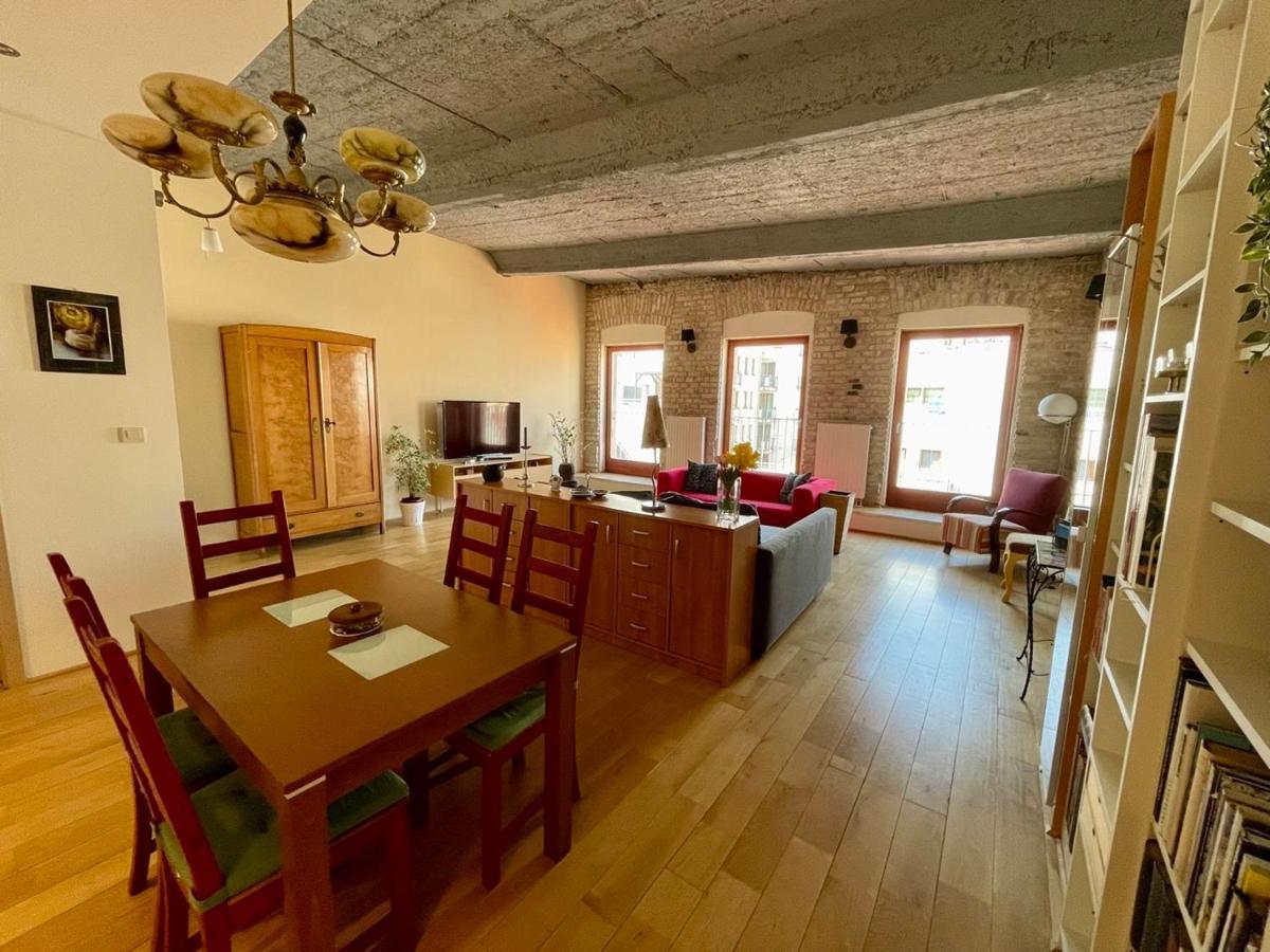 Penthouse W Private Rooftop And Free Parking Budapest Extérieur photo
