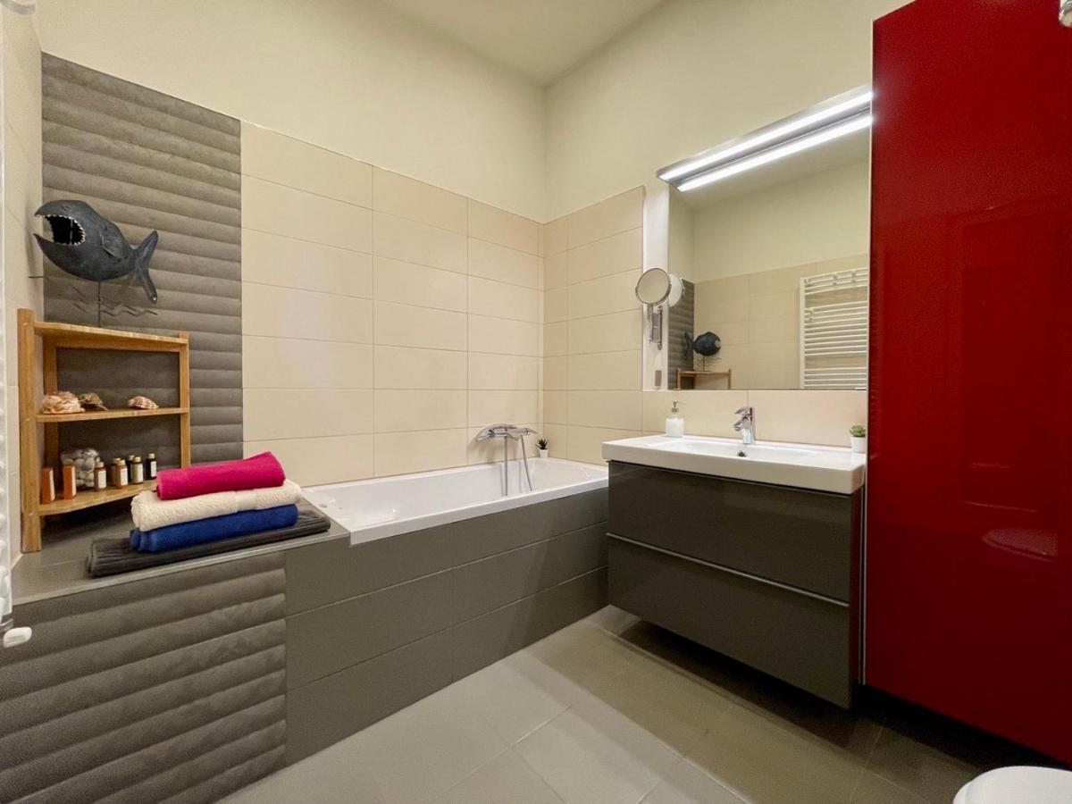 Penthouse W Private Rooftop And Free Parking Budapest Extérieur photo