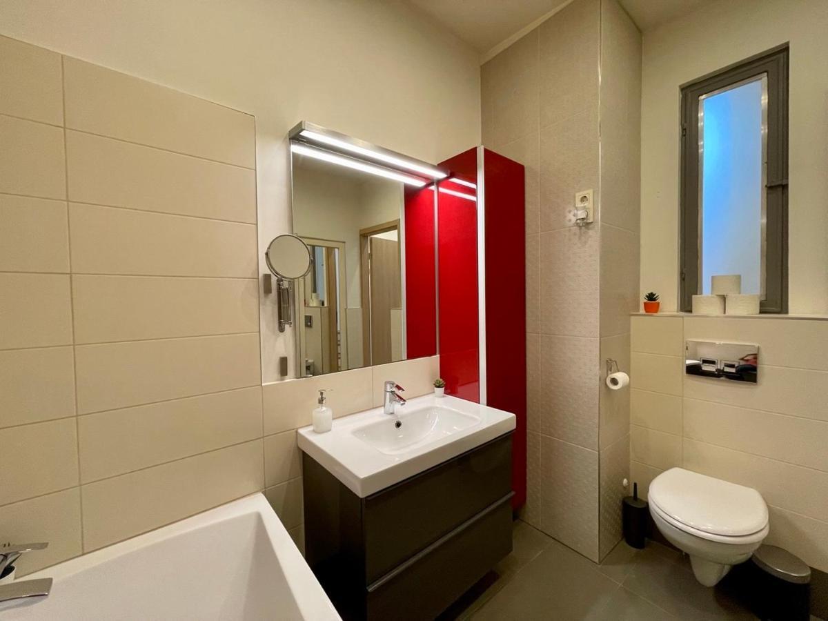 Penthouse W Private Rooftop And Free Parking Budapest Extérieur photo