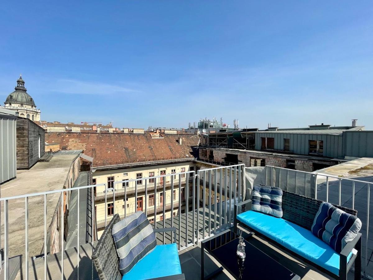 Penthouse W Private Rooftop And Free Parking Budapest Extérieur photo
